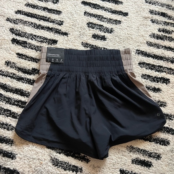 YPB motion tek Abercrombie workout shorts high rise M - Picture 3 of 3